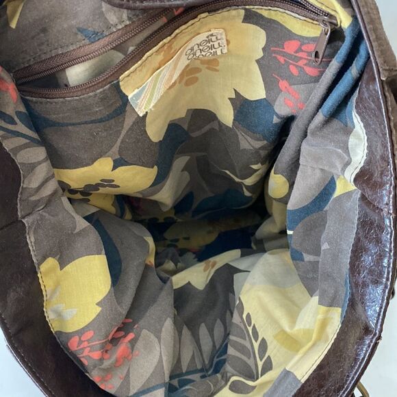 O’Neill canvas and leather tote bag crisscross straps and buckles - Picture 9 of 13